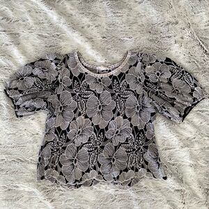 Solitaire Black and White Floral Lace Top